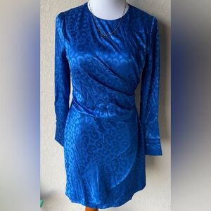 Elegant Blue Leopard Print Dress